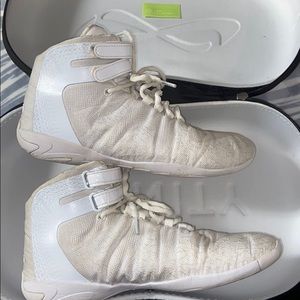 Nfinity titan cheer shoes (hi tops)